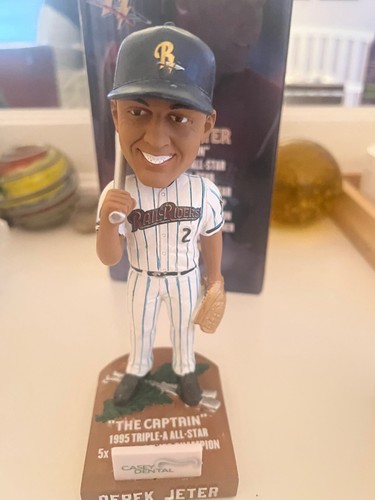 Derek jeter bobblehead - jeter,