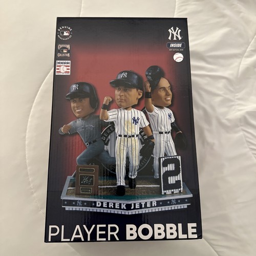 Derek jeter triple bobblehead - jeter,